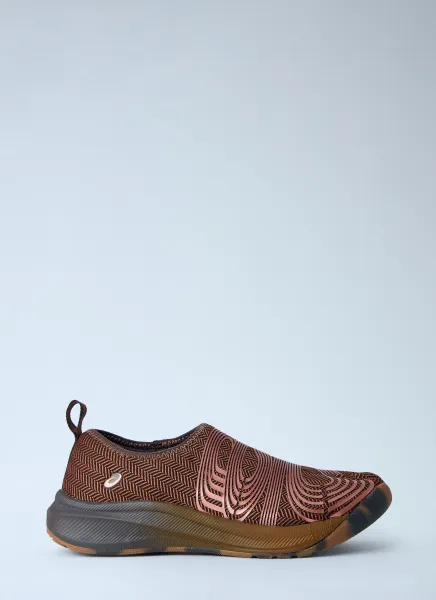 Lysa FF Tabi Sneakers
