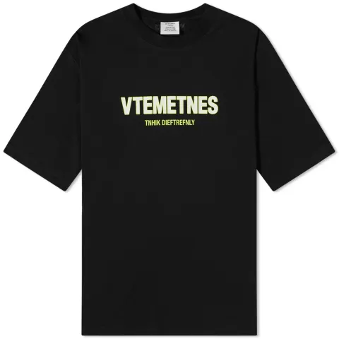 Mispelt Logo T-Shirt