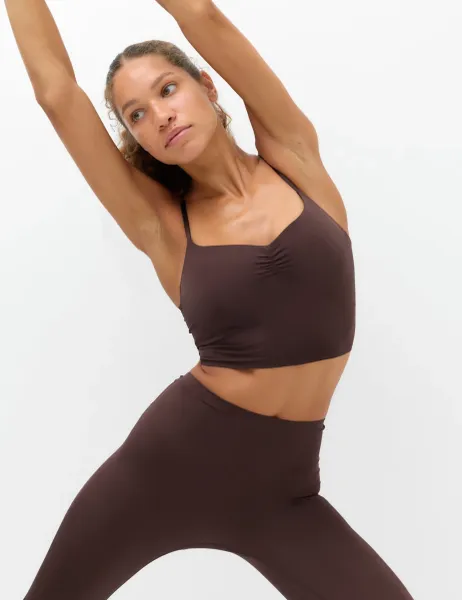 Goodmove Sweetheart Neck Shine Fitted Crop Top