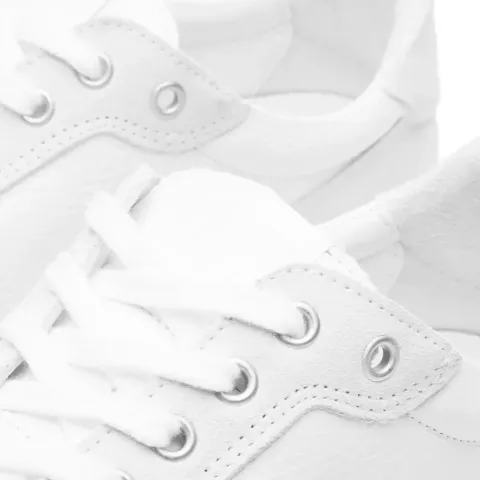 AMI Low Top Trainer