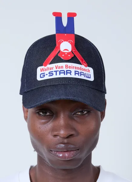 Logo Motif Baseball Cap