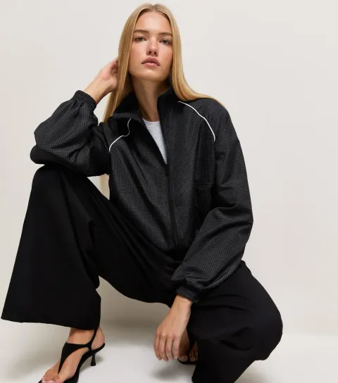 New Look Women's Black Check Piped Funnel Neck Bubble Hem Windbreaker Jacket
