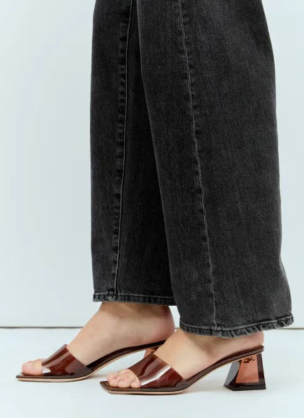 Cosmic Heels