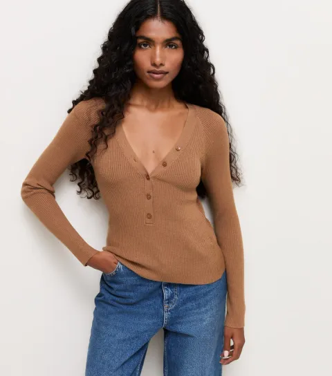 Women's Petite Stone Lightweight Ribbed Henley V-Neck Top