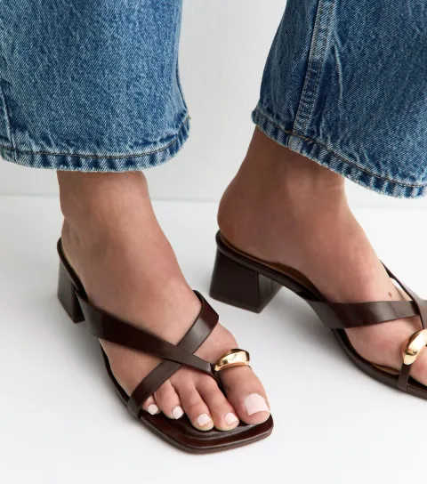 Women's Wide Fit Dark Brown Faux Leather Metal Toe Loop Mule Sandals Vegan