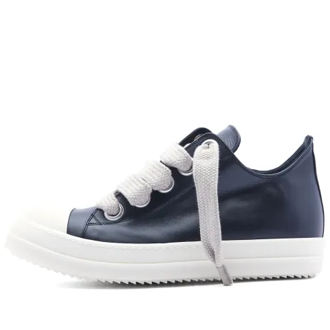 Wide Lace Low Sneaker