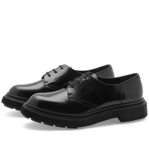 Type 132 Commando Sole Derby Boot