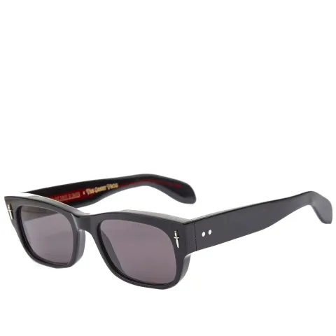 x Cutler and Gross 0425 Dagger Sunglasses