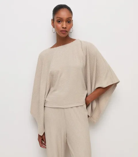 Women's Cream Soft Touch Ribbed Cape Top