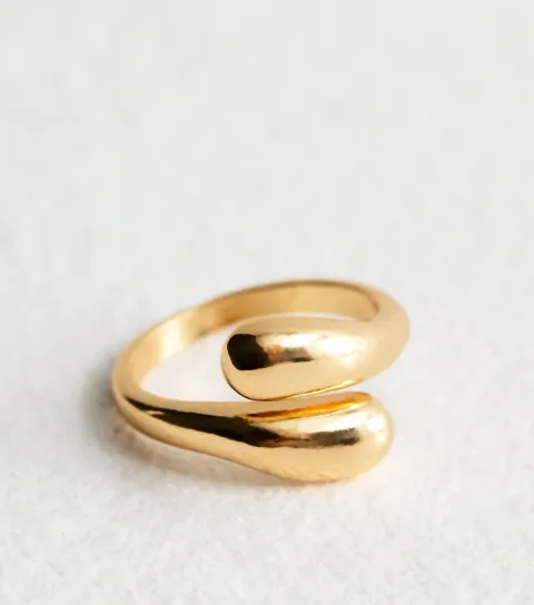 Gold Tone Hug Teardrop Ring