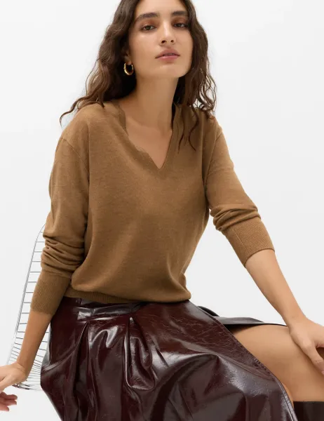Marks & Spencer V Neck Relaxed Jumper with Wool Caramel