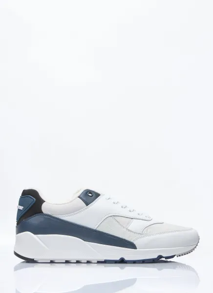 Bump Sneakers