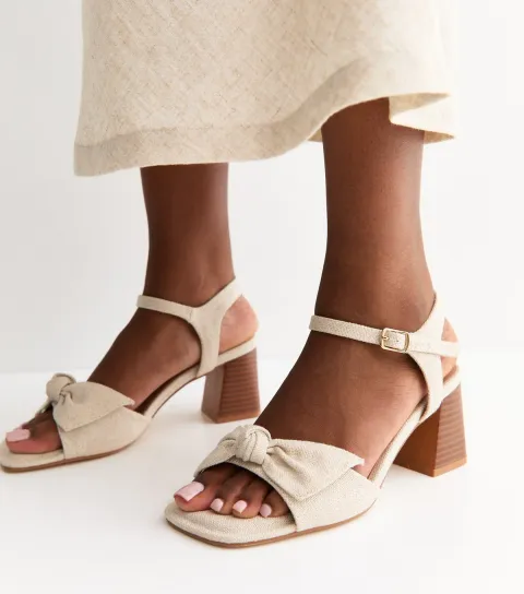 Women's Wide Fit Off White Woven Bow Block Heel Sandals Vegan