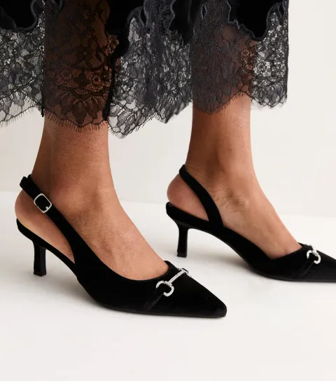 New Look Women's Black Velvet Embellished Pointed Toe Pumps Vegan