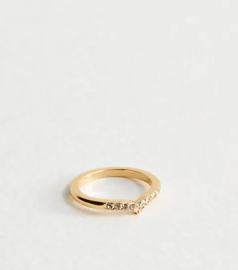Gold Tone Diamant?� Wishbone Chevron Ring