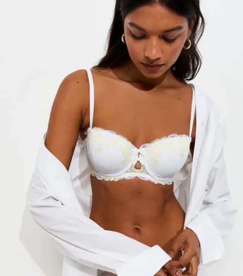 Women's White Two Tone Floral Lace Balcony Bra