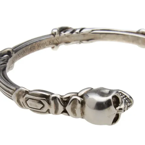 Large Twin Skull Detail Bangle