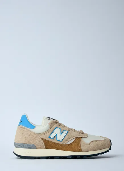 475 Sneakers