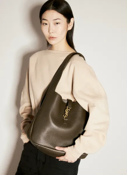 Le 5 à 7 Bea Shoulder Bag