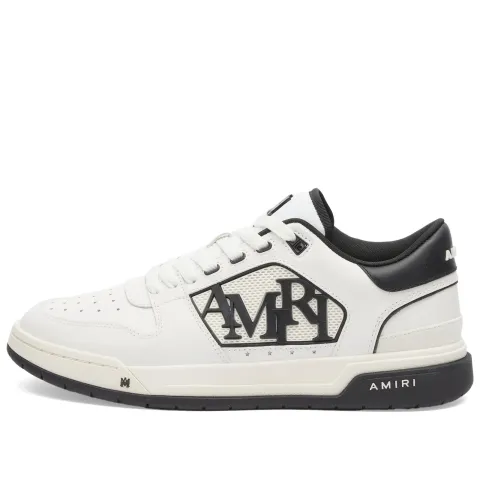 Classic Low Sneaker