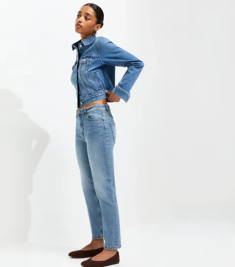 Women's Mid Blue Full Length Slim Straight Jeans