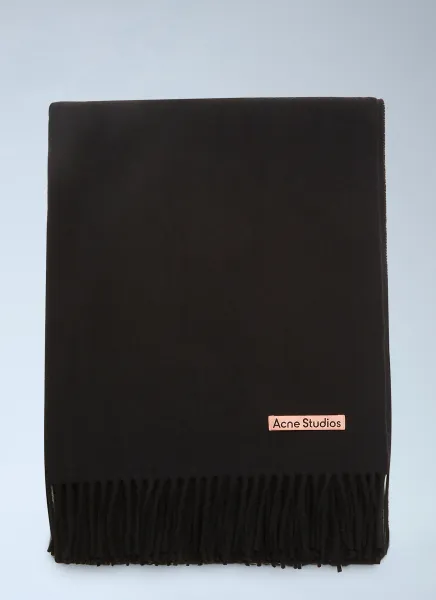 Fringe Wool Scarf