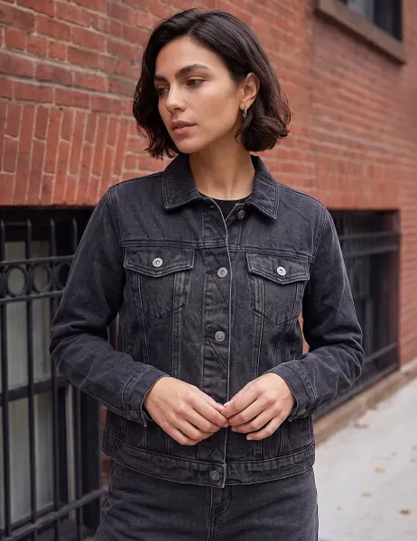 Roman Cropped Denim Jacket Black