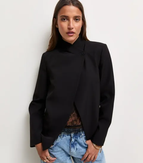 New Look Black Wrap Neck Long Sleeve Blazer