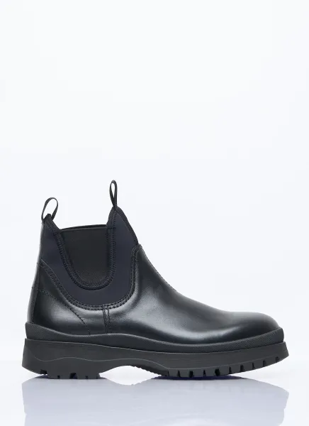 Blixxen Boots