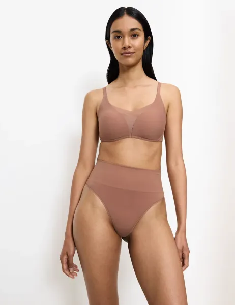 Triumph Soft Sculpt Bandeau High Rise Tummy Control Shaping Thong Amber