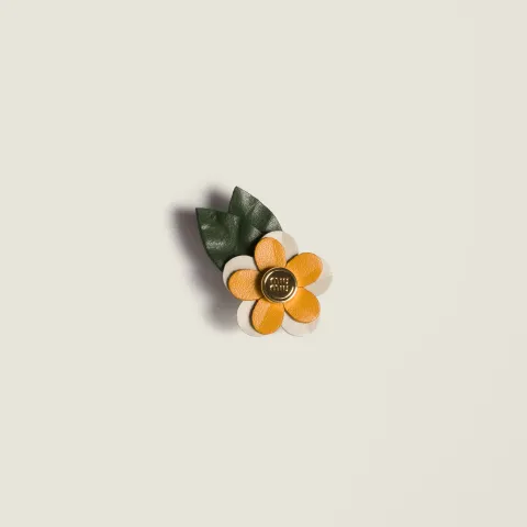 Leather floral brooch