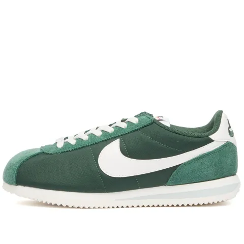 W Cortez