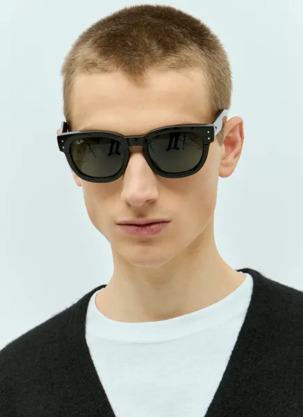 Mega Hawkeye Sunglasses