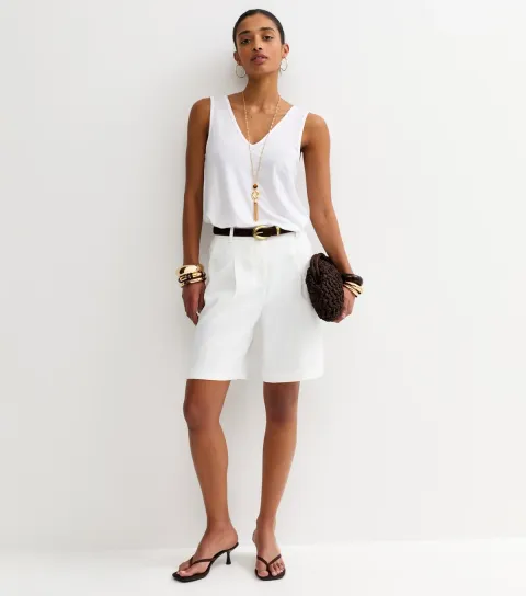 Women's White Relaxed V Neck Tank Top
