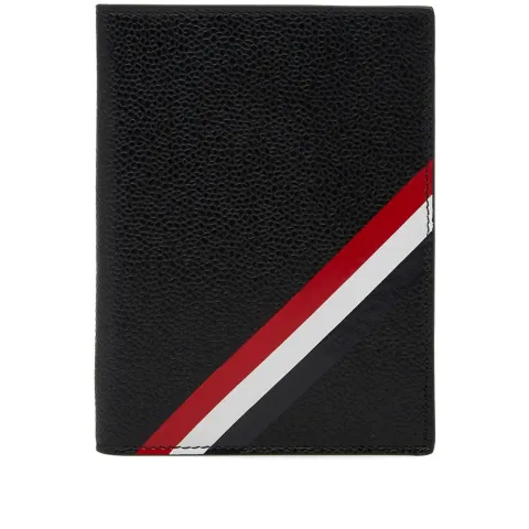 Diagonal Stripe Passport Holder