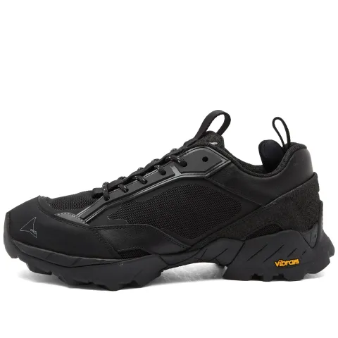 Lhakpa Hiking Sneaker