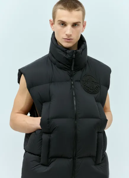 Apus Vest
