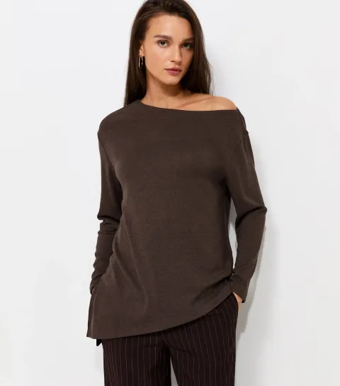 Women's Dark Brown Asymmetric Hem Long Sleeve Top