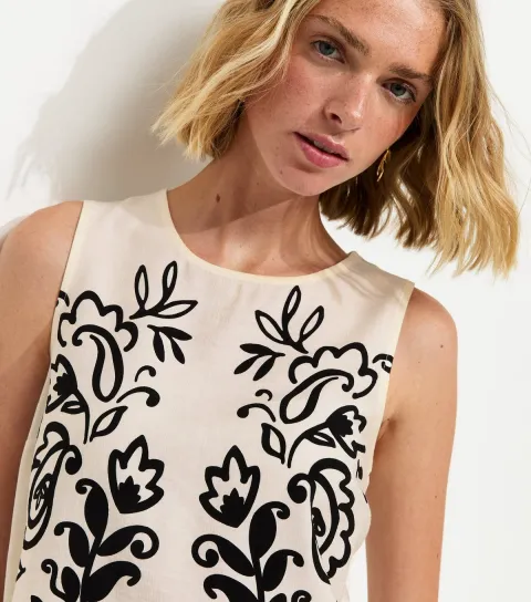 Women's White Paisley Print Tank Top