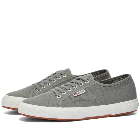 2750 Cotu Classic