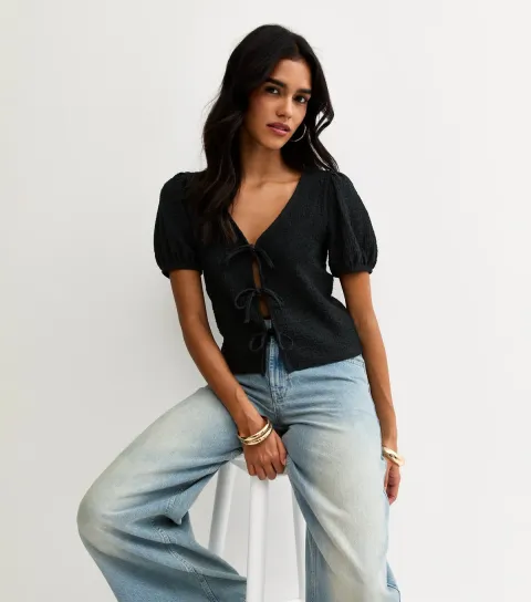 Women's Black Textured Tie Front Puff Sleeve Top