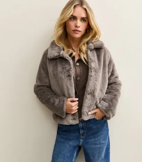 New Look Women's Petite Mink Faux Fur Collared Jacket