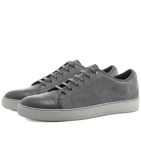Toe Cap Low Sneaker