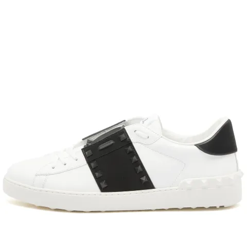 Rockstud Sneaker