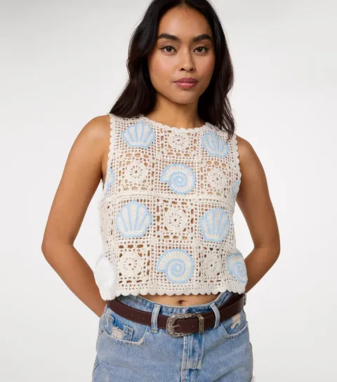 Women's Stone Seashell Crochet Crop Top