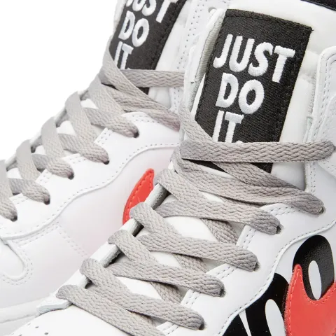 x UNDFTD Dunk Lux