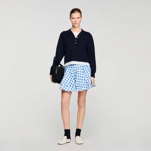 Metal button layered collar jumper