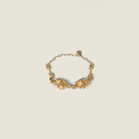 Metal bracelet with crystals