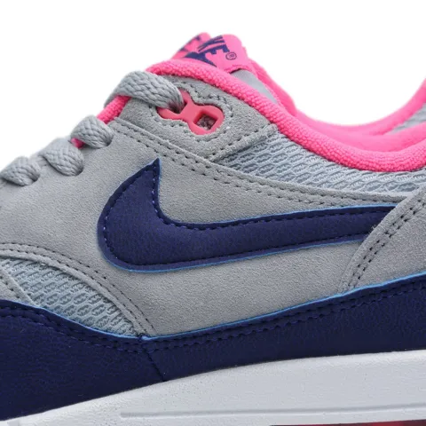 Air Max 1 Essential