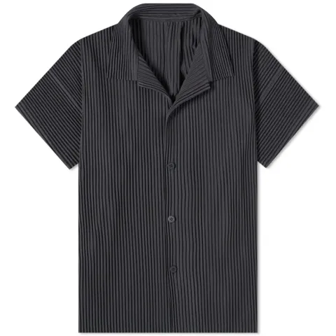 Pleated Vacation Shirt
